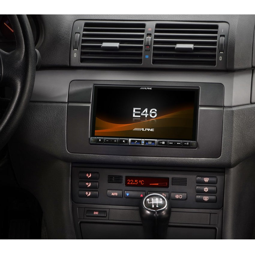 Alpine iLX-705E46